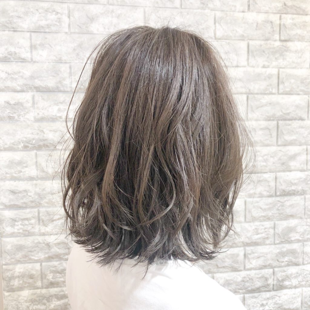 ゆるふわミディアムボブ